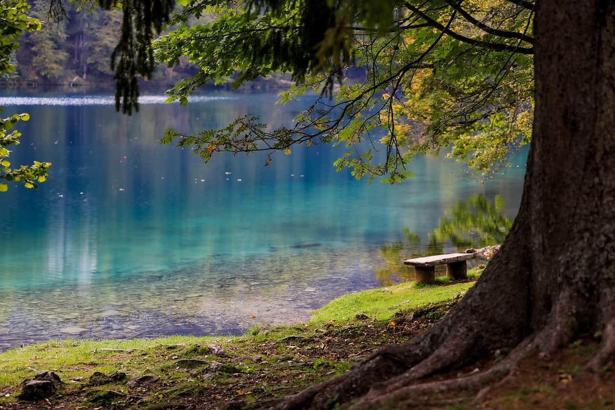 water-blue-retreat