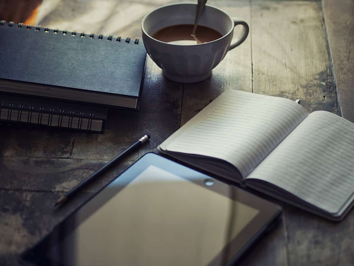 tablet-coffee-desk