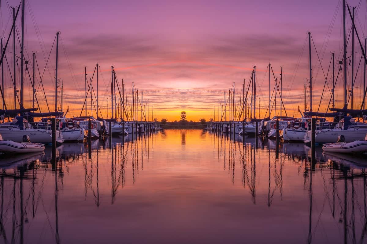 harbor-boats-sea