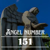 estátua de anjo-151