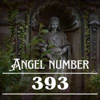 estátua de anjo-393