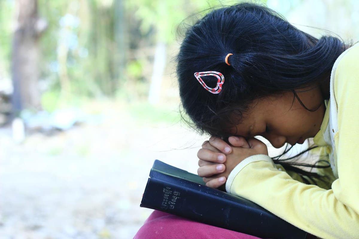 devoção religiosa-criança