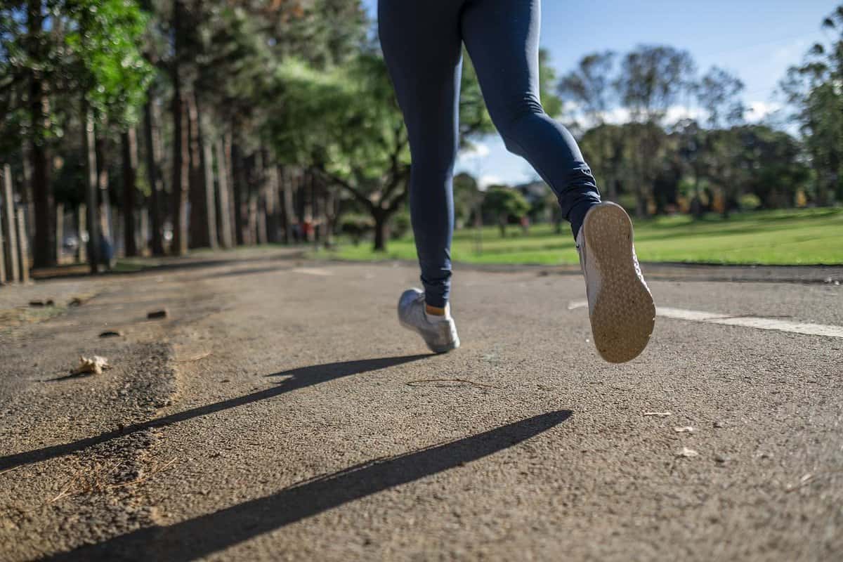 atleta-exercício-corrida