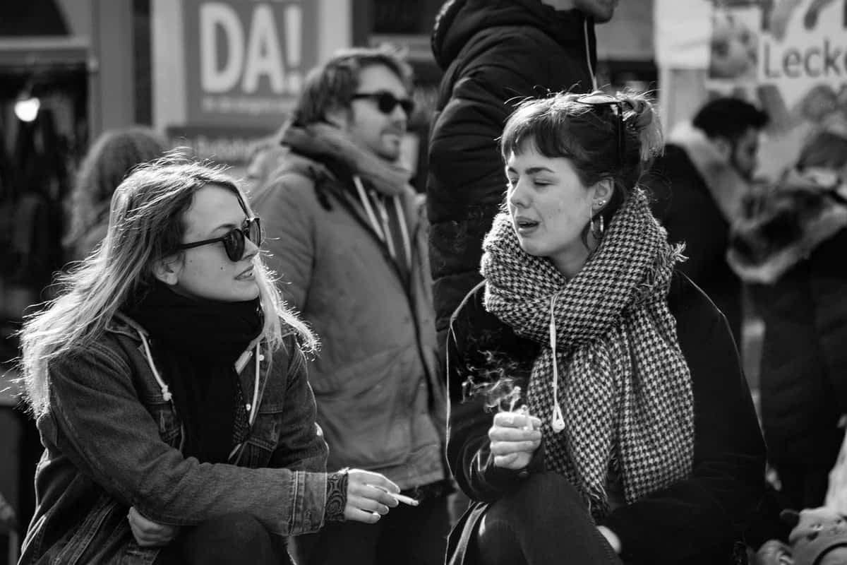 two-female-friends