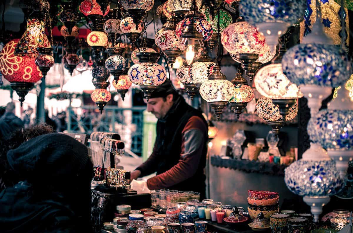 decoración-hombre-tienda