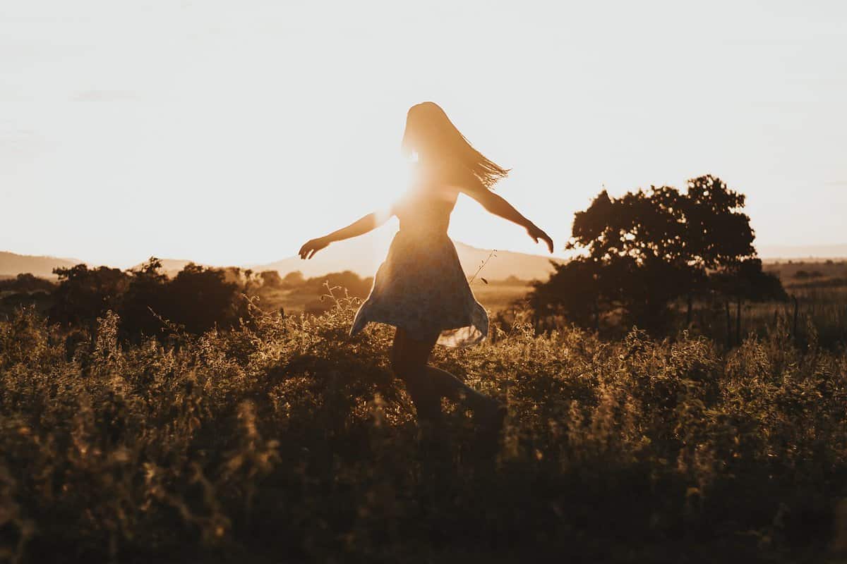 woman-dancing-alone