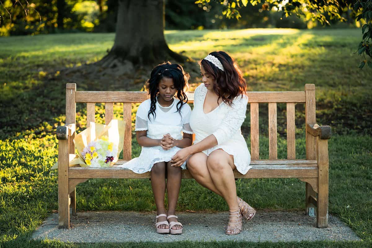 sitting-in-park