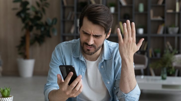 10 Common Things That Trigger Jealousy In Relationships