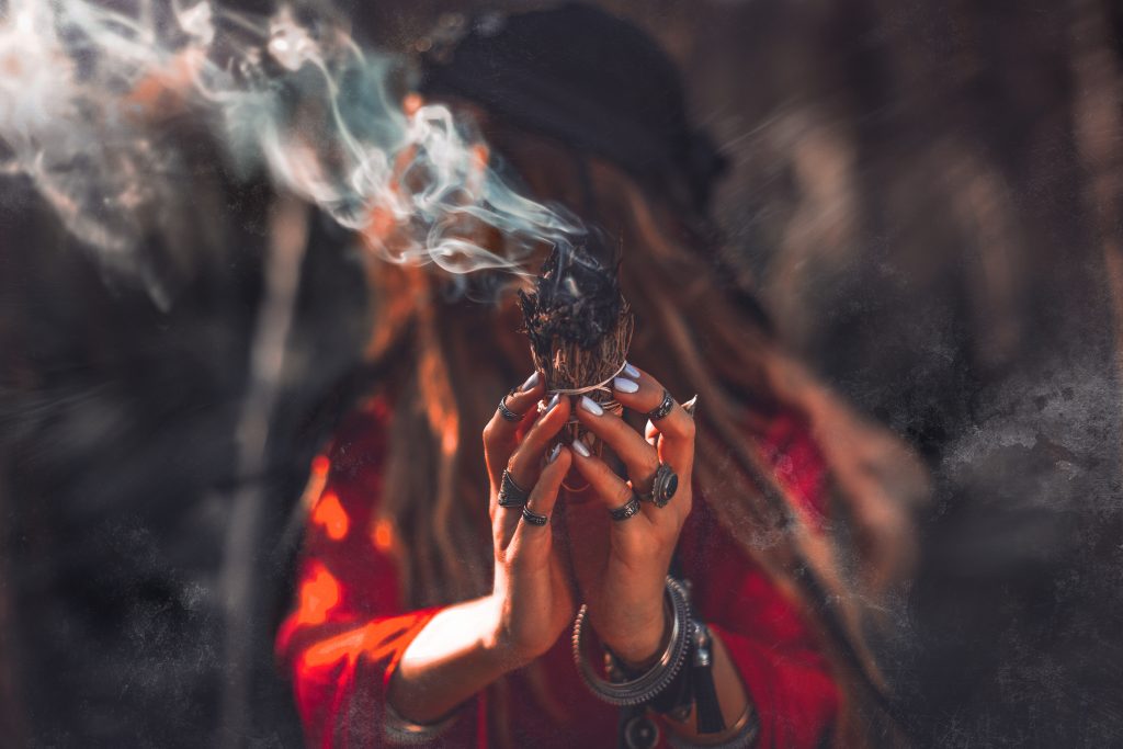 woman-shaman-shamanism