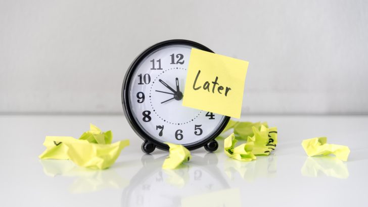 How To Deal With Spiritual Procrastination? 5 Ways To Get Rid Of Laziness