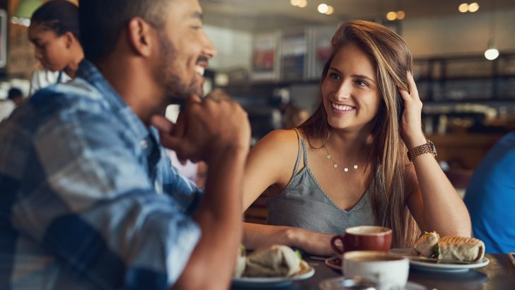 7 Ways to Tell He’s Into You After the First Date
