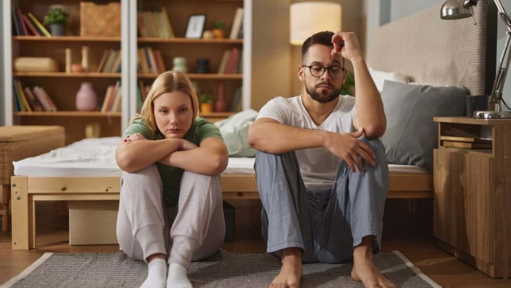 10 Things People In Relationships Miss About Being Single