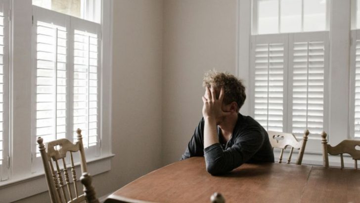 10 Reasons Why People Avoid You and How to Fix It