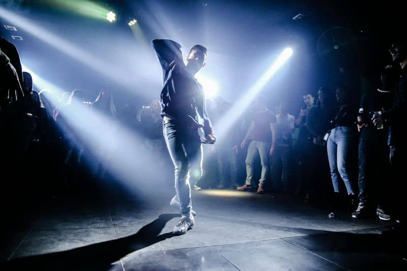 Leo: The Spotlight Stealer
