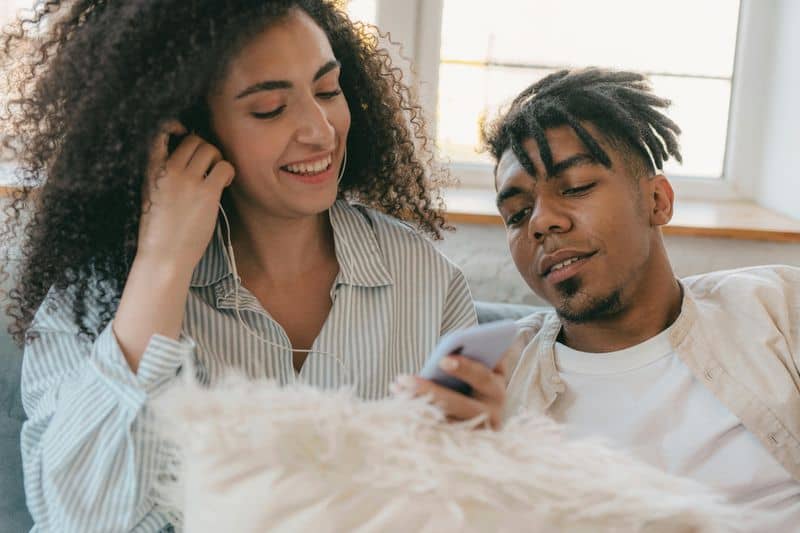 Solving Her Problems vs. Simply Listening