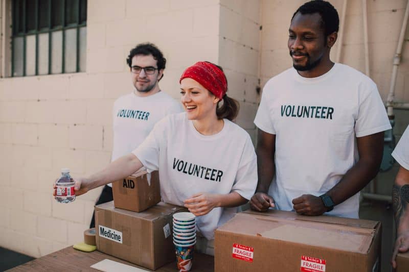 Volunteer Vitamins: Helping Others Helps You