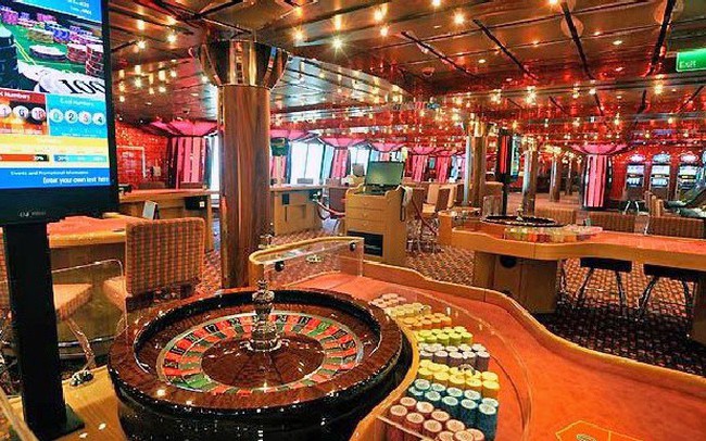 pyramid quest online pokie machine