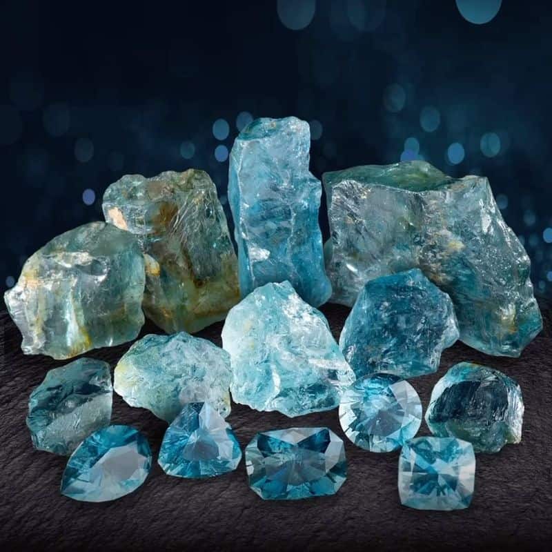 Eccentrically Electric Aquamarine for Aquarius