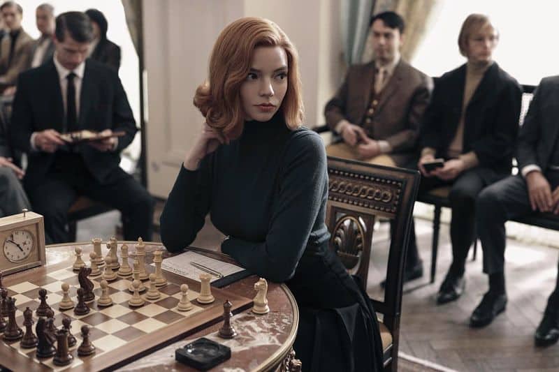 Leo (July 23 - August 22): The Queen's Gambit