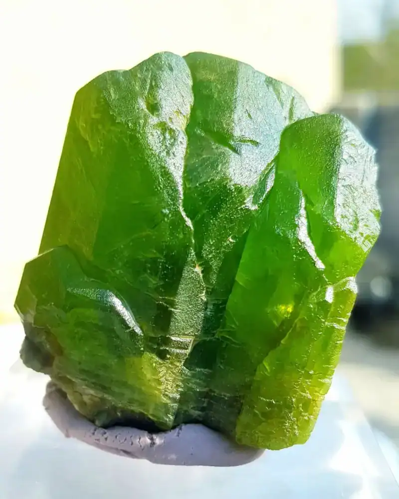 Peridot: The Jealousy-Busting Money Stone