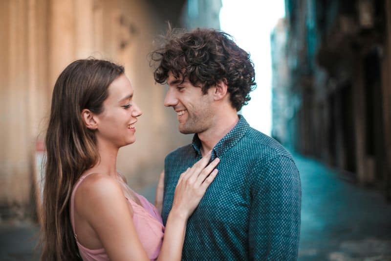 The Flirting Field Test