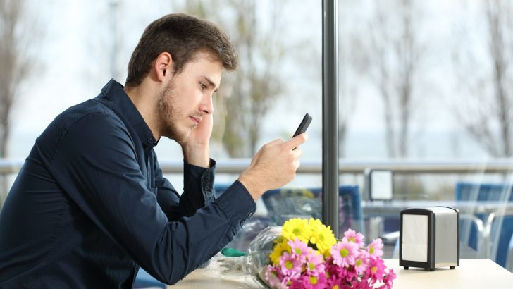 10 Signs You’re Only Dating Because You’re Lonely