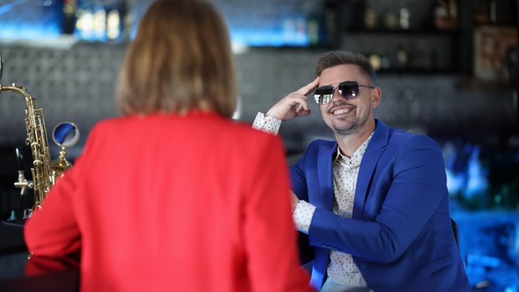 10 Traits of People Who Seem Nice But Are Actually Narcissists In Disguise