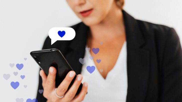 10 Clear Signs of Love Bombing and How to Break This Toxic Cycle