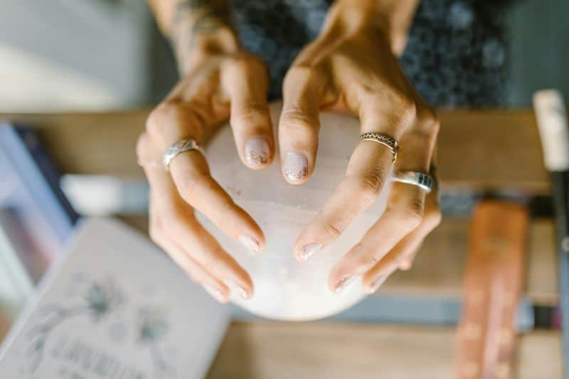 Perform a New Moon Releasing Ritual