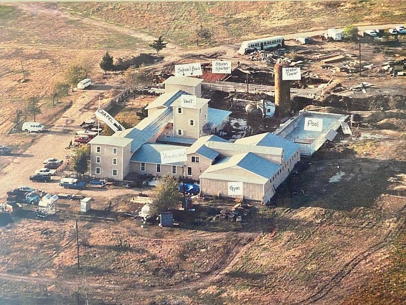 Branch Davidians' Fiery Standoff