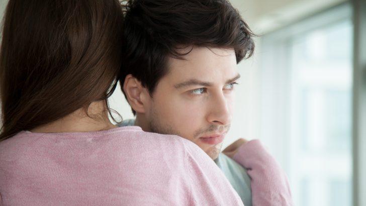 9 Clear Signs You Are In A Relationship With An ‘Energy Vampire’