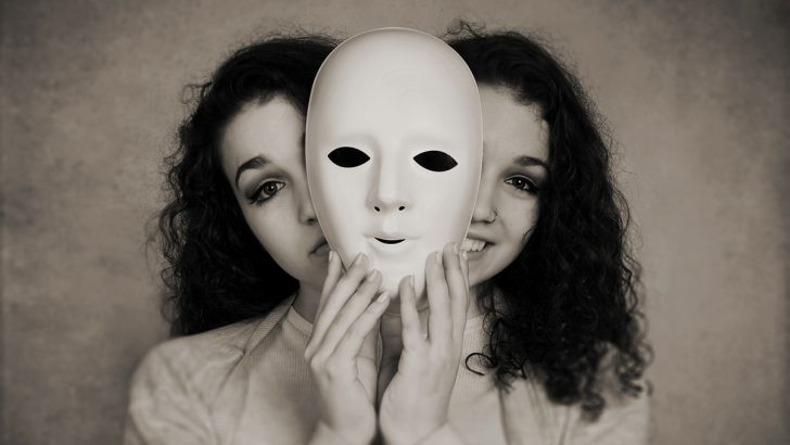 10 Common Behaviors of People Who Are Two-Faced