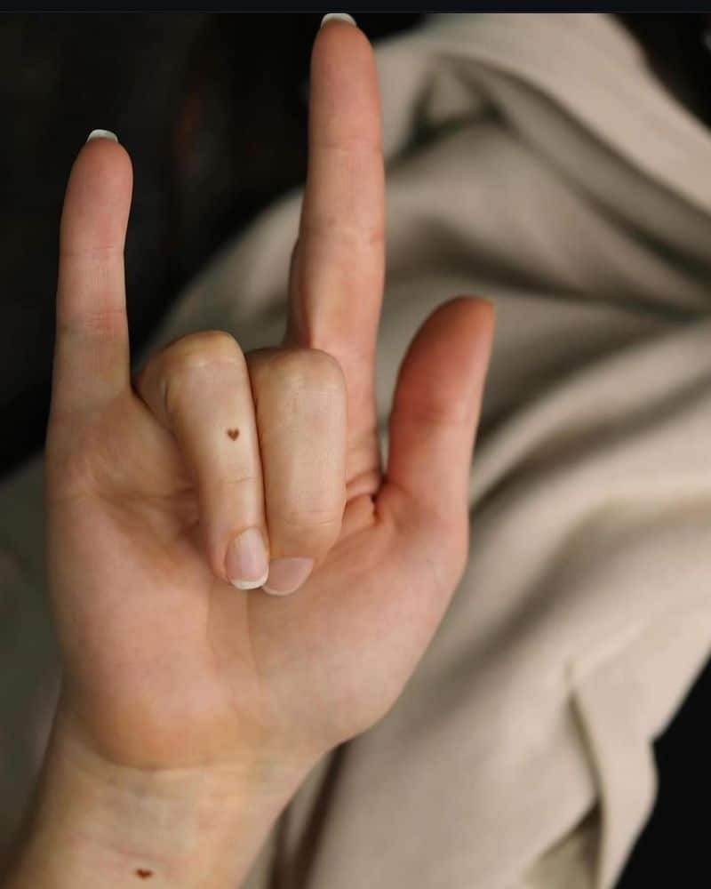 Hand Markings: Creative Destiny