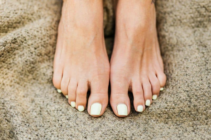 Foot Markings: Grounding Connections