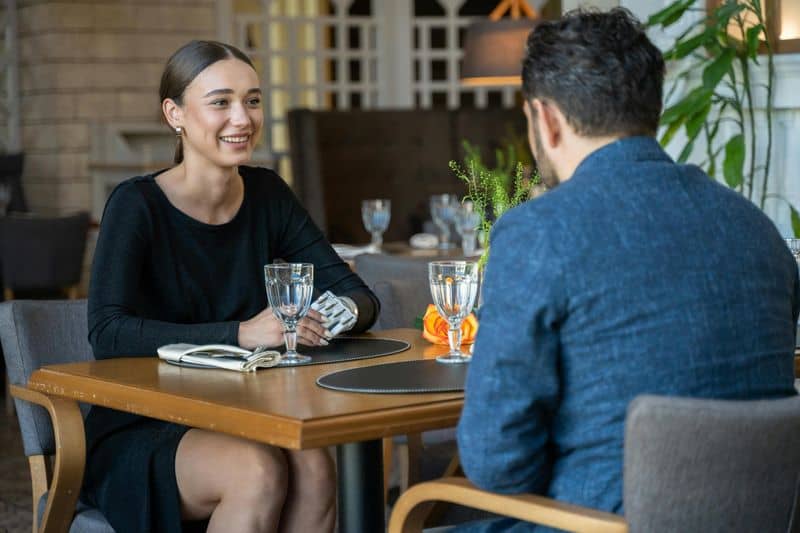 Relationships That Quickly Fizzle