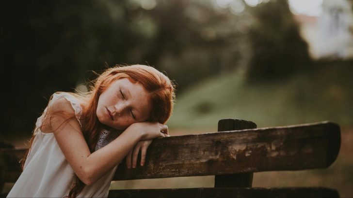 Feeling Drained? 6 Signs You’re Carrying Others’ Energy & How to Drop It