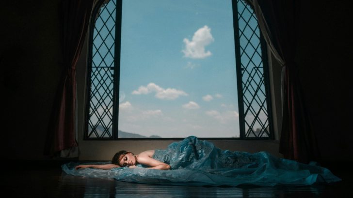 8 Lucid Dreams & What They’re Telling You