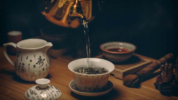 9 Tea Flavors & What They Say About Who You Are