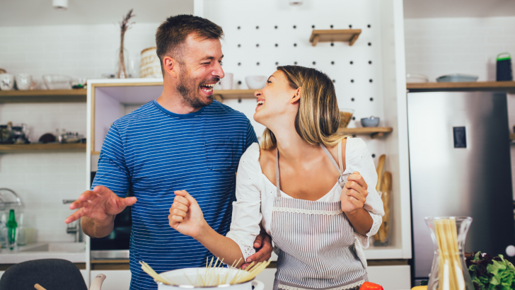 Women Who Love Their Husbands Do These 9 Small Things Daily