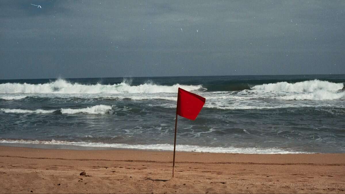overlook red flag