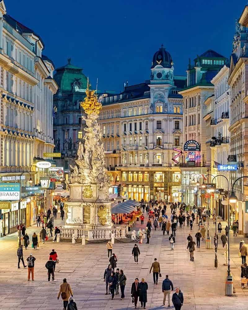 Pisces: Vienna, Austria