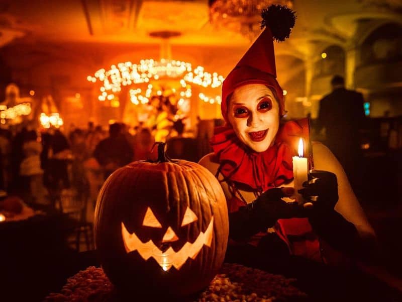 Mumming and Seasonal Performances
