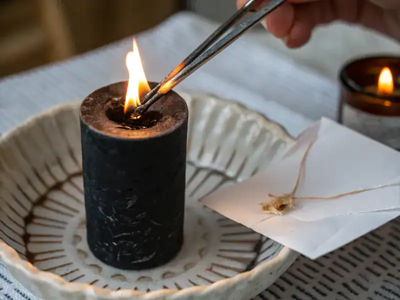 Paper Burning Release Spell