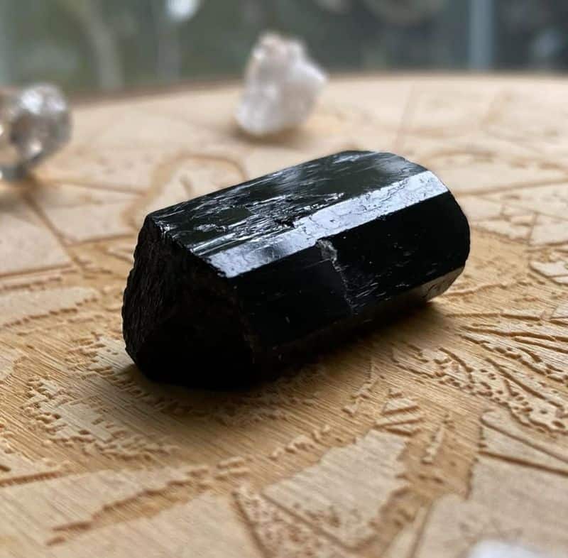 Tormalina nera