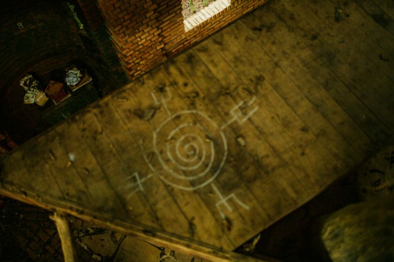 Strange Symbols or Ritualistic Markings
