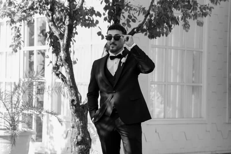 Confidence Beats Constant Agreement