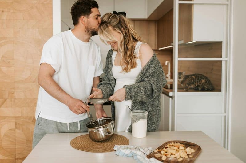 You Treat Romance Like It Happens Magically Without Effort