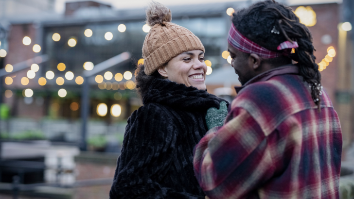 Dating After 30s & 10 Red Flags To Watch Out For