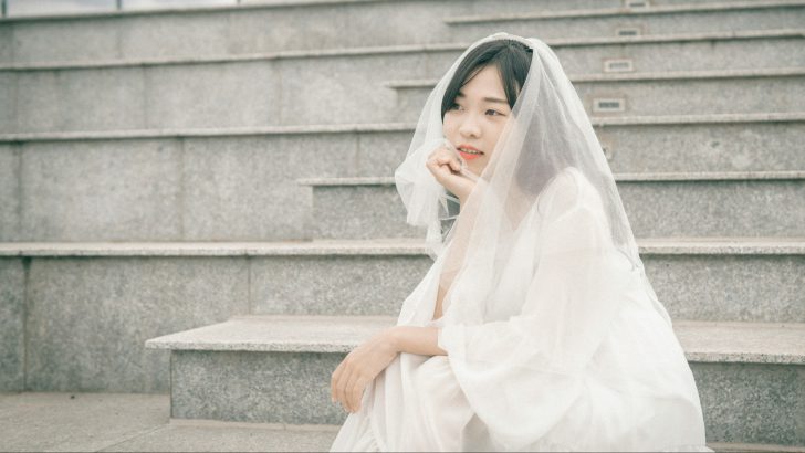 10 Ways He Tells You He’s Never Going to Marry You (Without Saying a Word)