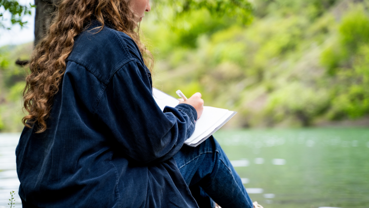 10 Powerful Journaling Hacks To Connect With Your Higher Self
